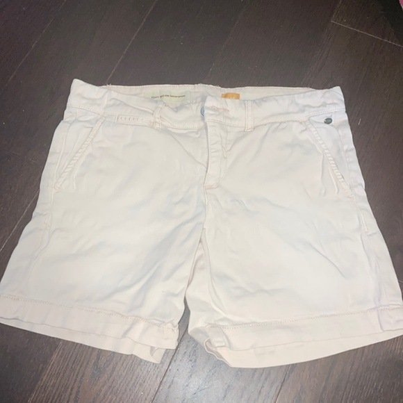 Anthropologie Pilcro Hypen Coral Shorts - Picture 4 of 6